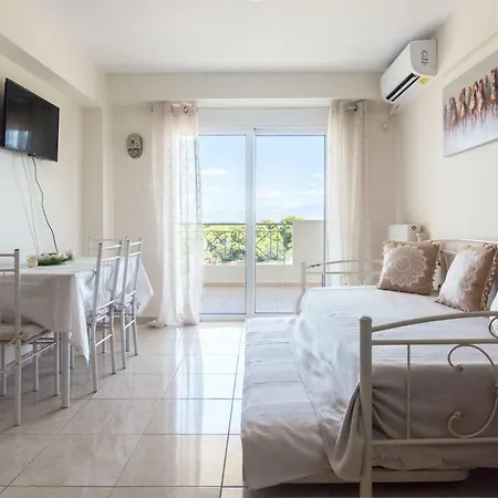 Lovely Apartment Xylokastro 4Th Floor Exterior photo